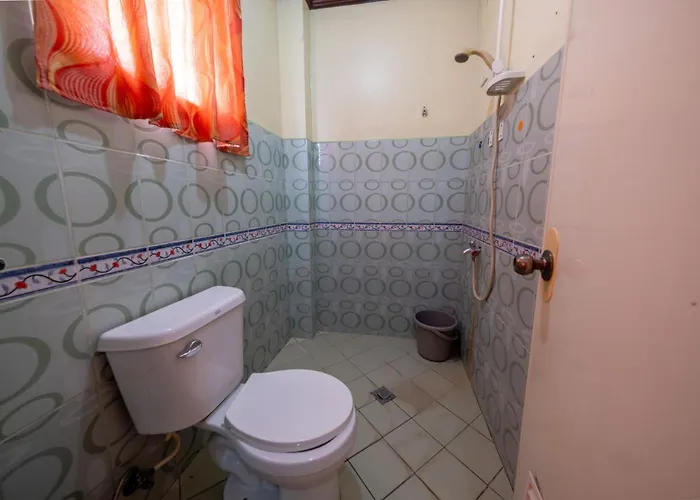 Hotel Reddoorz At Maribago Seaview