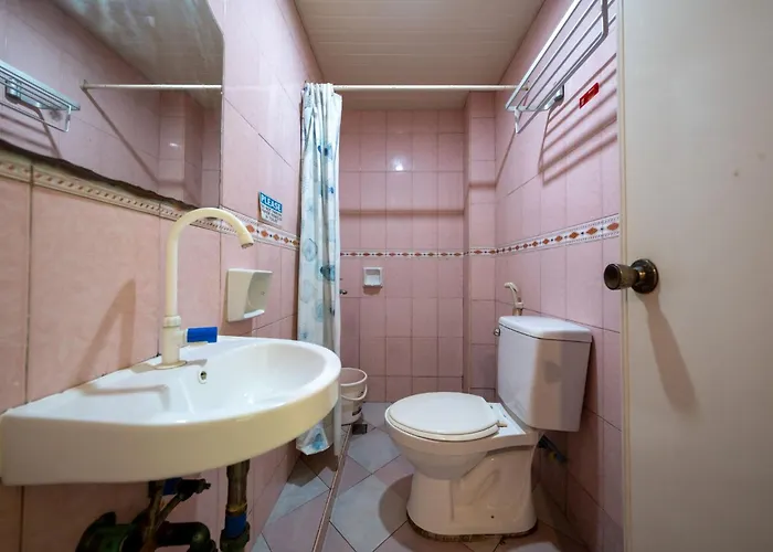Hotel Reddoorz At Maribago Seaview Lapu-Lapu City
